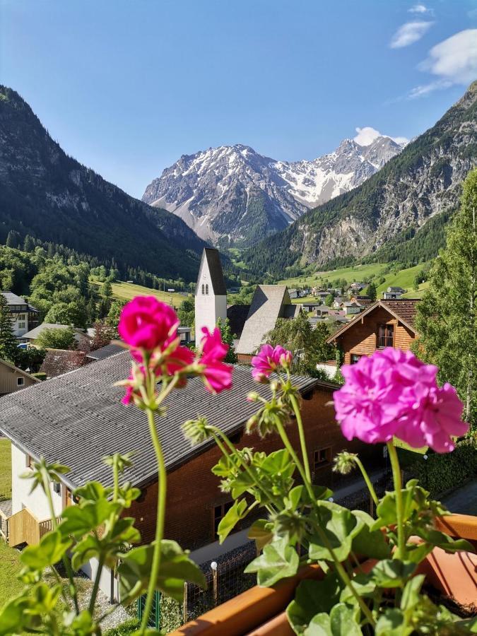Haus Tuklar Hotel Бранд Екстериор снимка