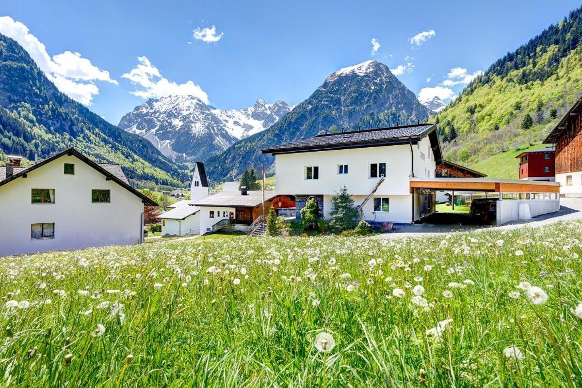 Haus Tuklar Hotel Бранд Екстериор снимка
